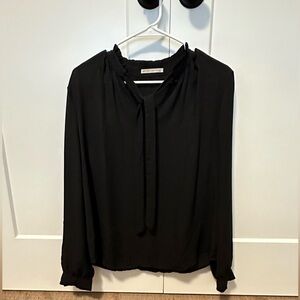 Active USA Black Long Sleeve with front tie, Size Large